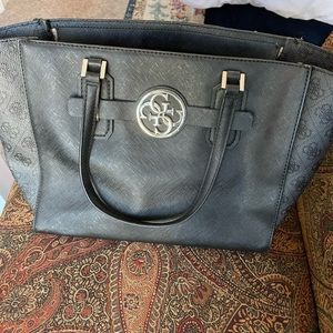 Guess purse and matching wallet